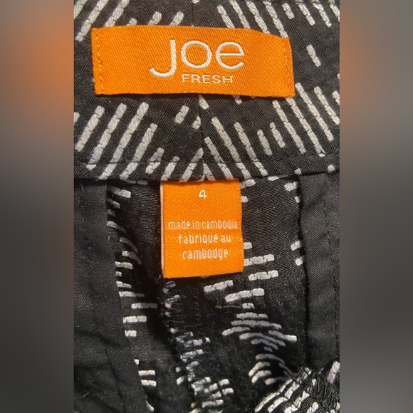 JOE FRESH Black White Shorts Chino GEOMETRIC 30" Waist Women's Size 4 - Picture 3 of 3